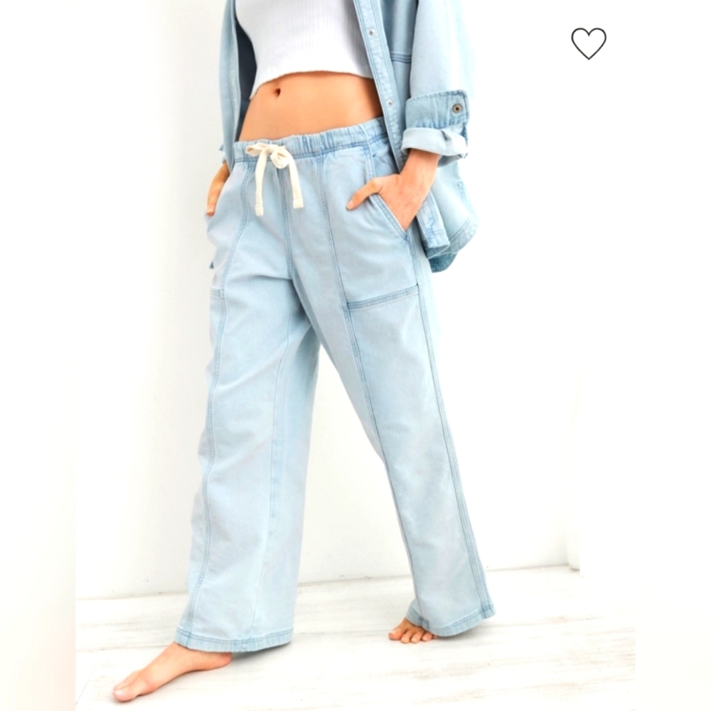 NWT Aerie Me-Day Tie Waist Baggy Cute Pants Ice Blue Denim size Large Regular